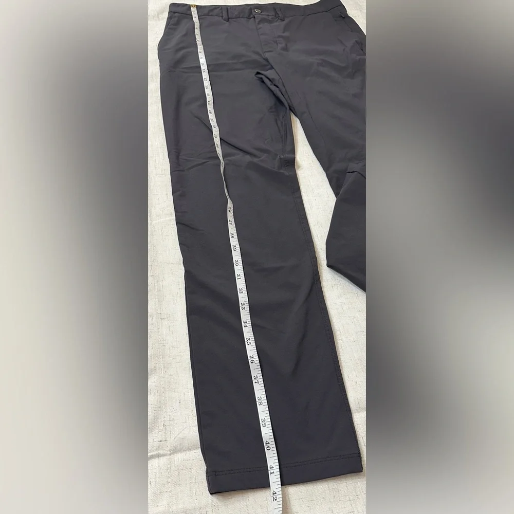 Men's Gray Pants - Picture 4 of 10